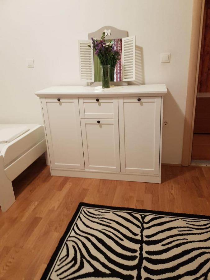 Apartments Kurilj Makarska Eksteriør billede