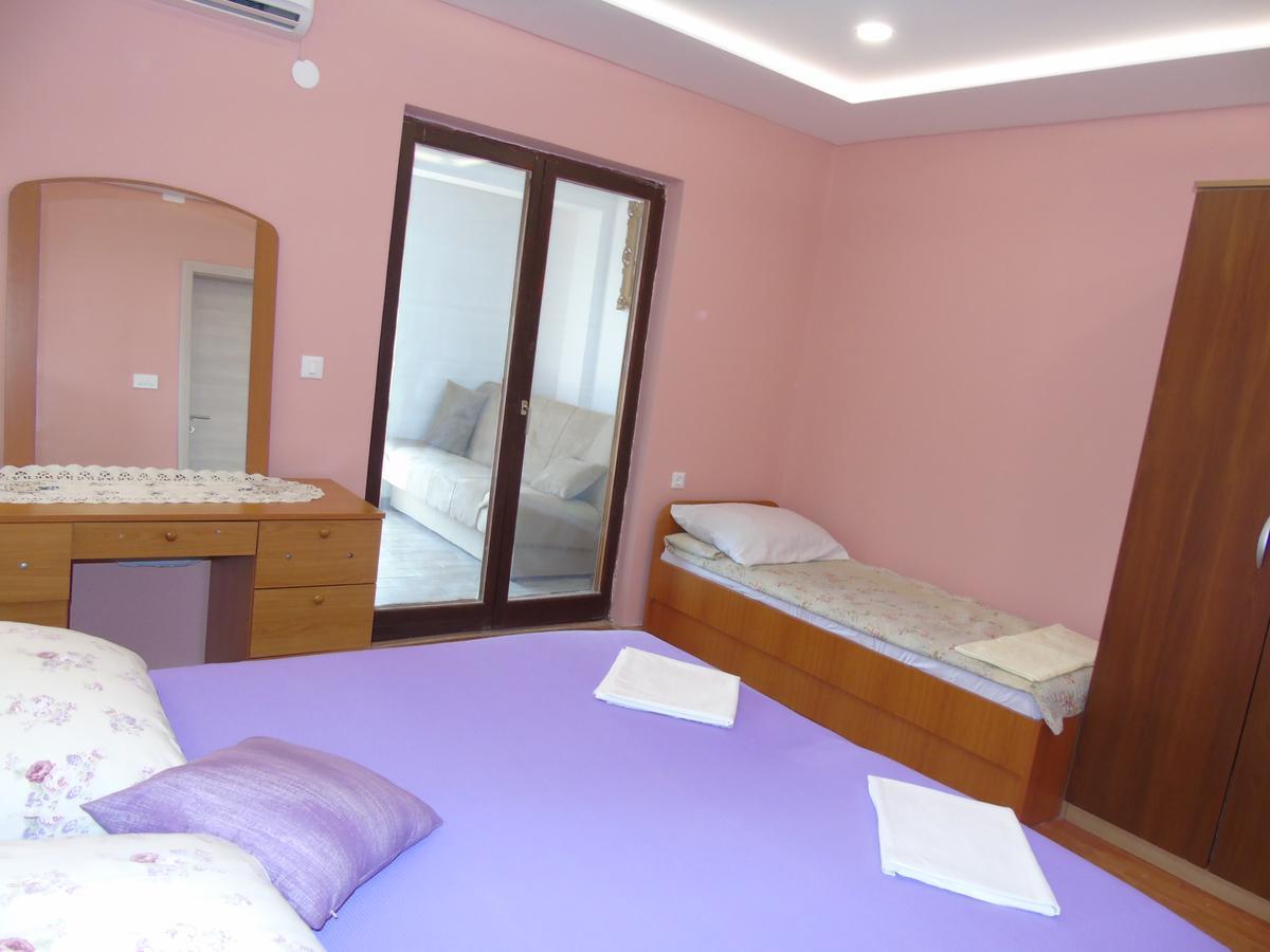 Apartments Kurilj Makarska Eksteriør billede