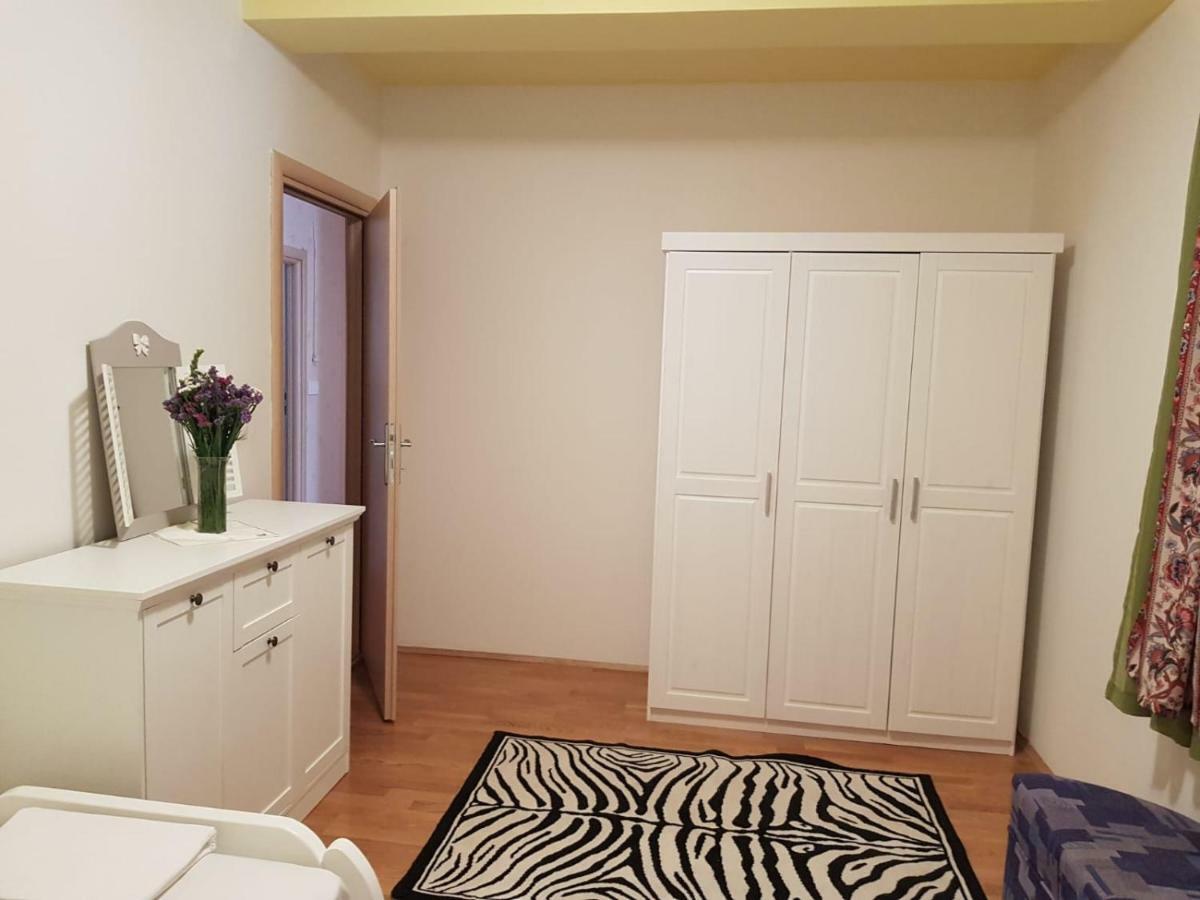 Apartments Kurilj Makarska Eksteriør billede
